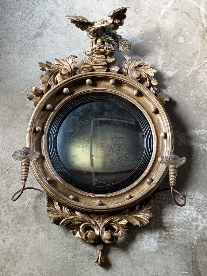 A Regency Giltwood Girandole Convex Wall Mirror (13).jpg